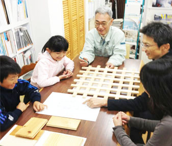 顔を合わせながら一緒に楽しむ 顔を合わせながら一緒に楽しむ